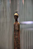Volterra. Museo Etrusco Guarnacci. Il famoso bronzetto di efebo detto 'Ombra della sera' (II s. a.C.) 